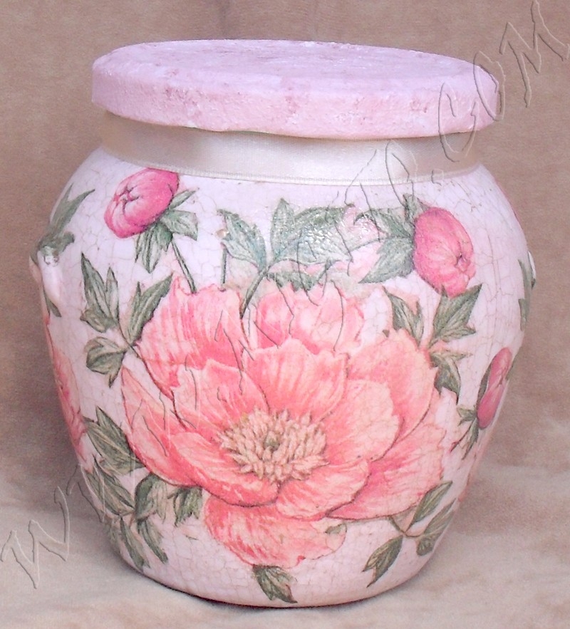 Буркан с роза